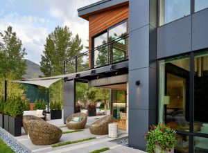 Red Brick Residence Exterior Landscape Patio
