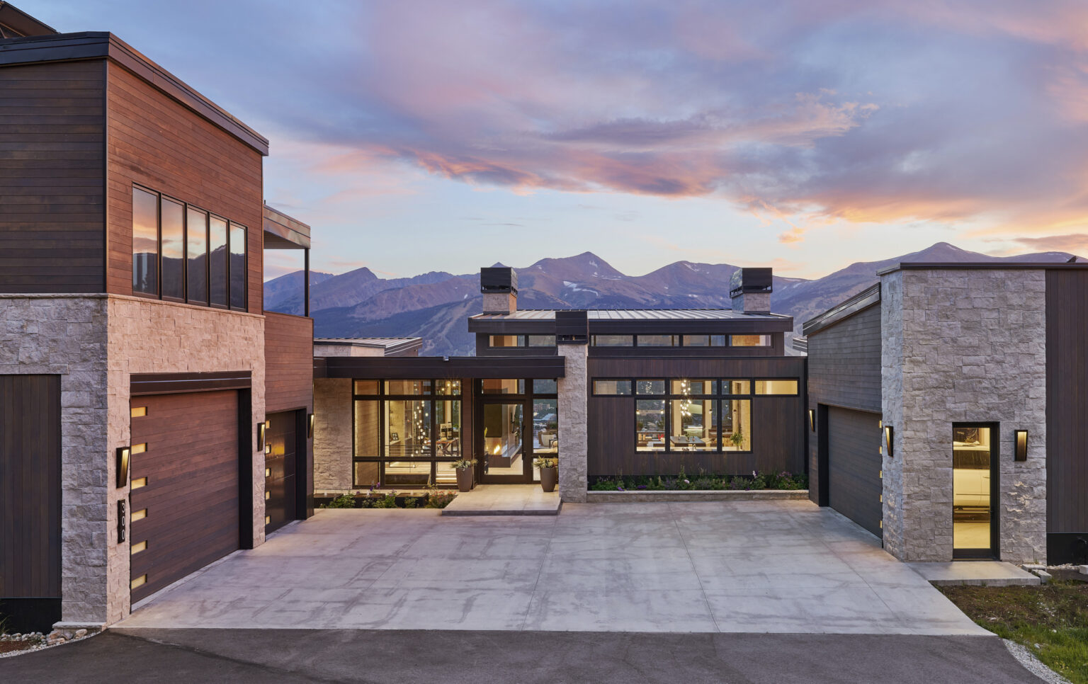 Colorado Homes &amp; Lifestyles Magazine Home of the Year, photographed by Dallas + Harris, showcases a luxury Breckenridge residence. Archtecture by KA Design.