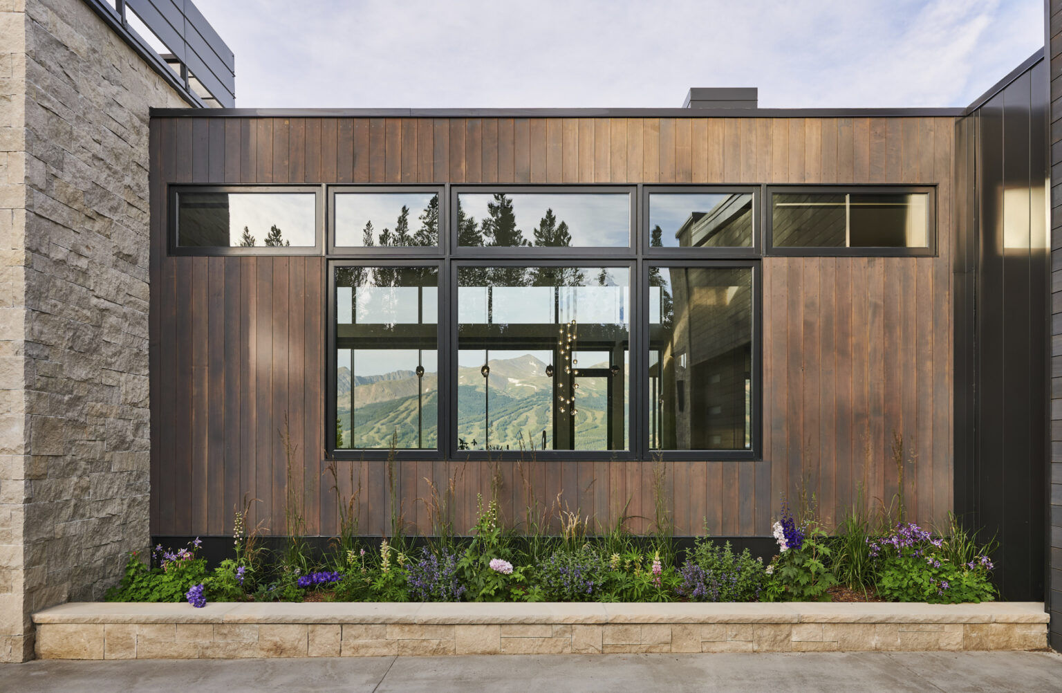 Colorado Homes &amp; Lifestyles Magazine Home of the Year, photographed by Dallas + Harris, showcases a luxury Breckenridge residence. Archtecture by KA Design.