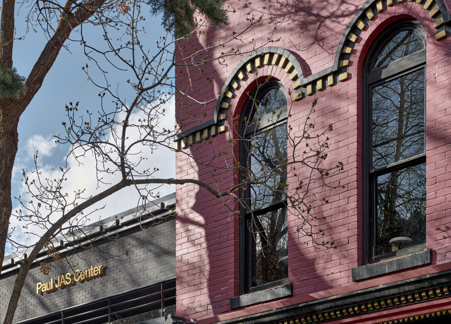 Aspen Architectural Photographer, Dallas + Harris, captured Aspen&rsquo;s new world-class music venue and home of Jazz Aspen Snowmass, the Paul JAS Center.